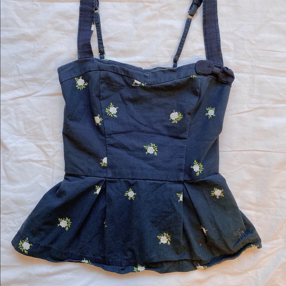 floral navy blue flared abercrombie tank